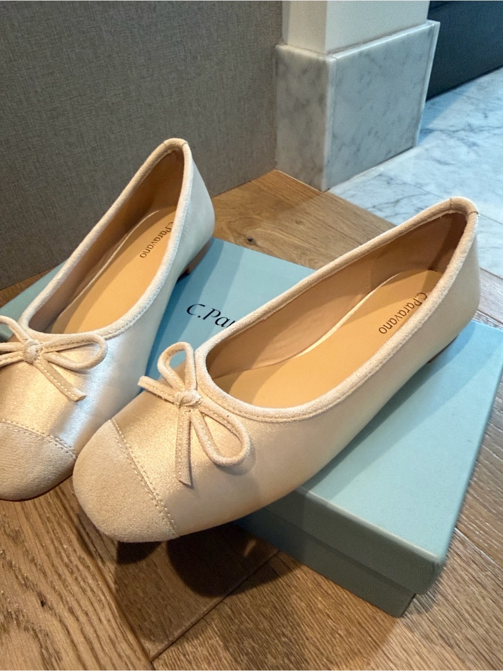 Women's Cream Bow Ballet Flats by Caparros